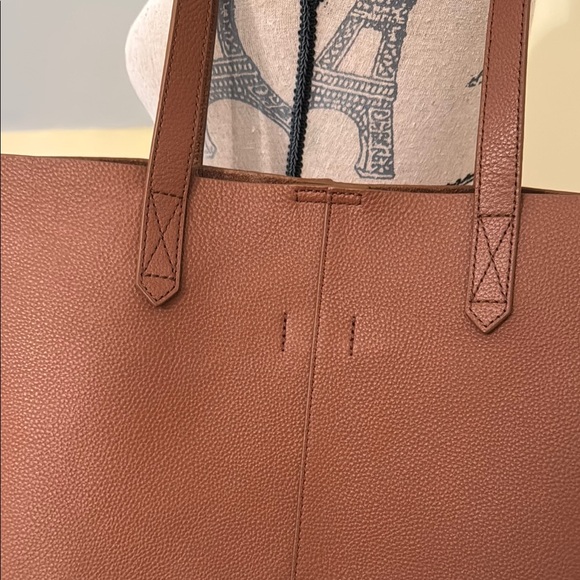 Large Leather Bag - Picture 14 of 16